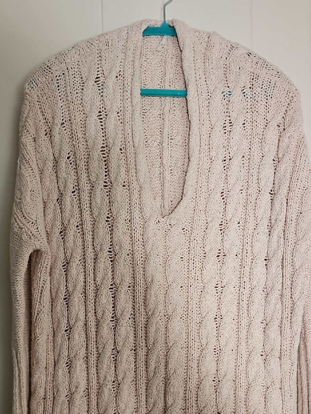 Free People Easy Cable Knit Sweater in Pale Pink•Size Small•EGUC - Picture 11 of 12